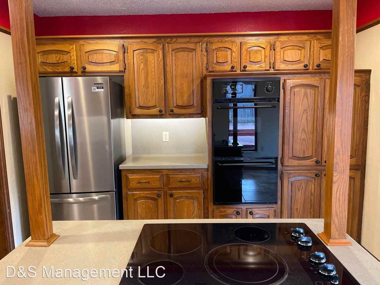 2408 Sw 123rd St - Photo 3 of 18