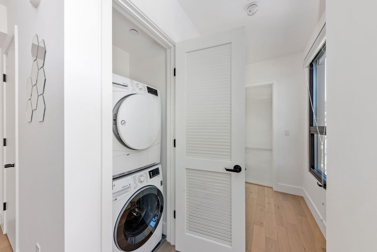 719 Larkin St #1 - Photo 7 of 21