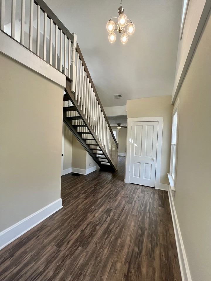 928 S 2nd Street - Photo 2 of 10