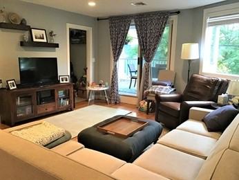 60 Magnolia AveUnit 2 #2 - Photo 6 of 17