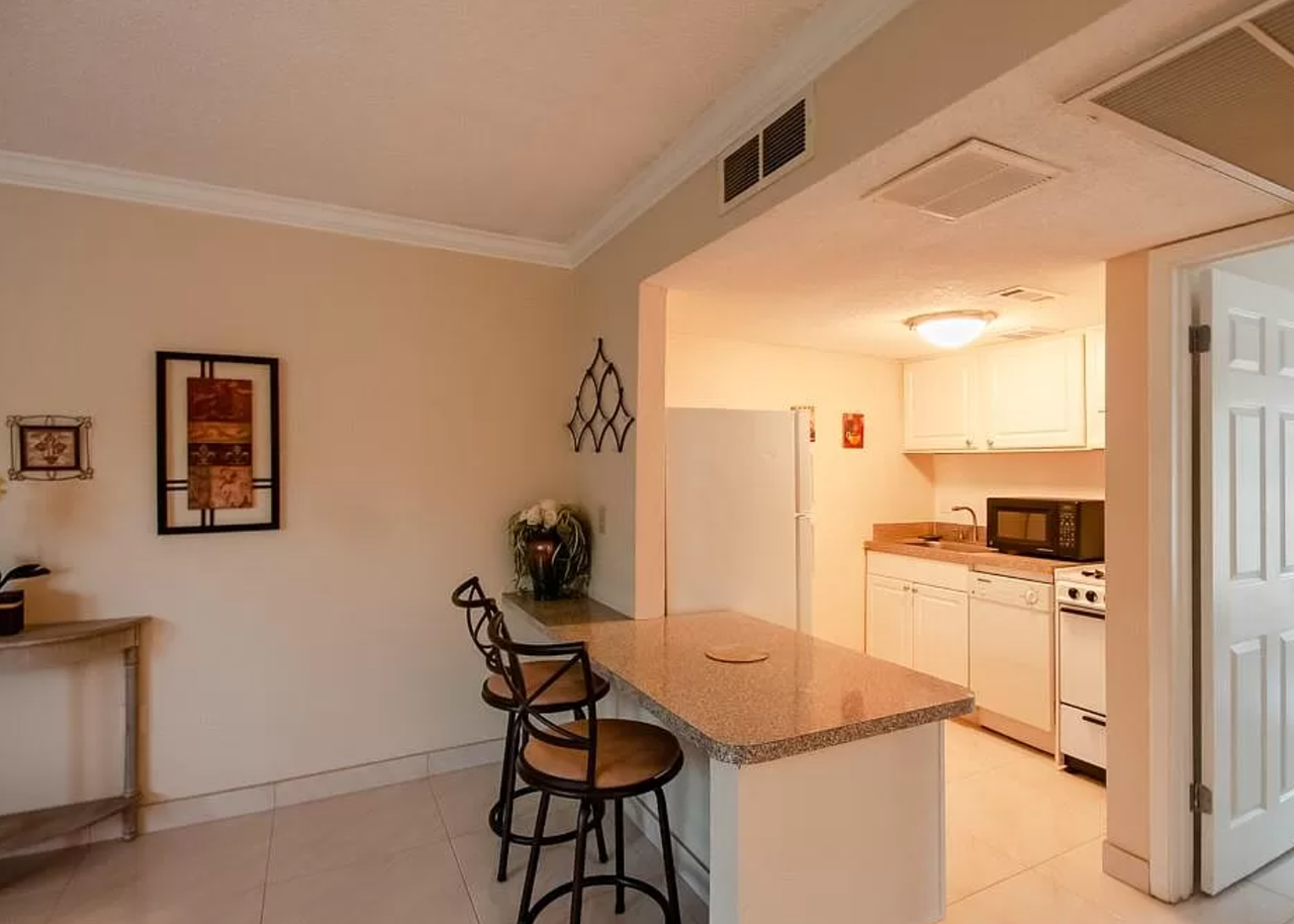 129 Blue Point Way #130 - Photo 2 of 10
