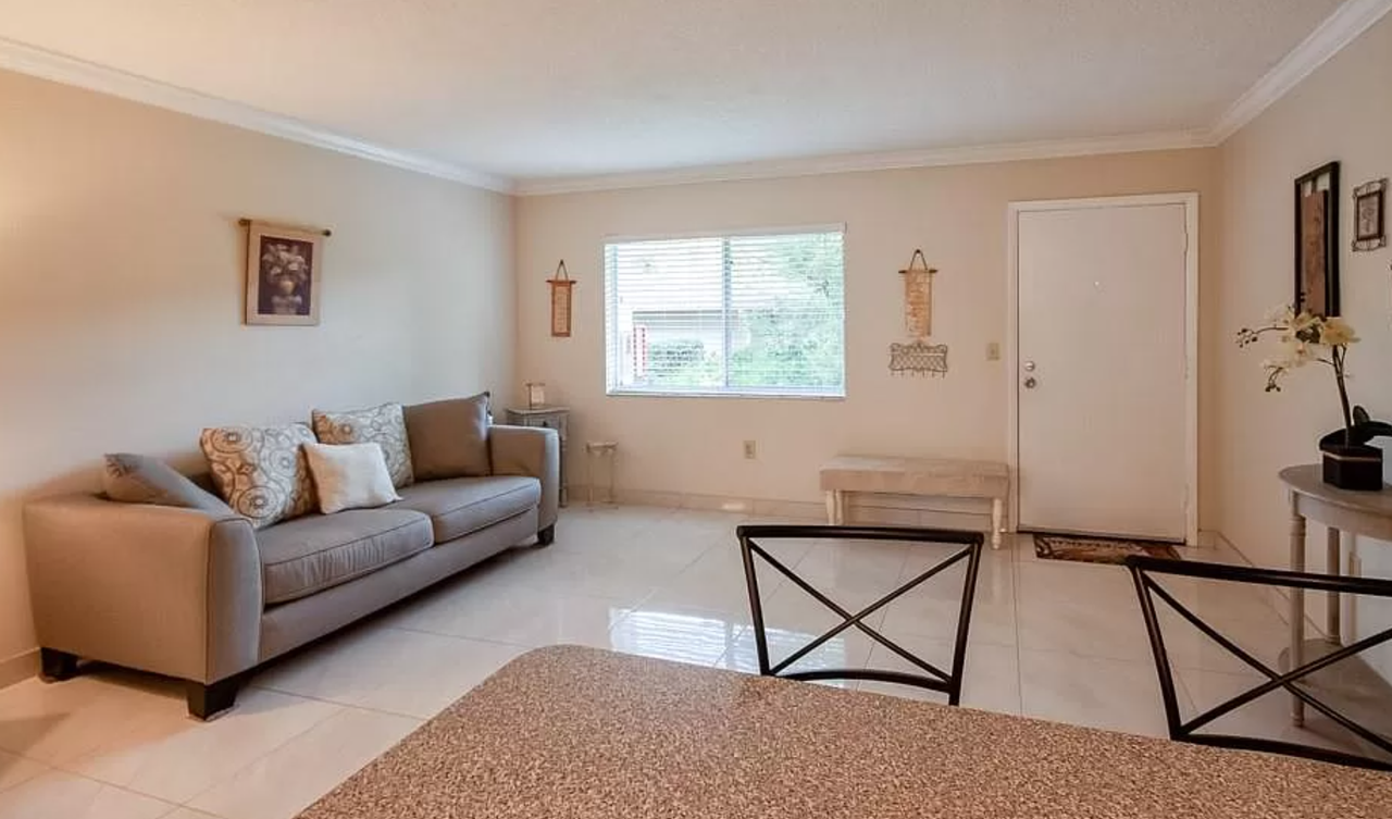 129 Blue Point Way #130 - Photo 6 of 10