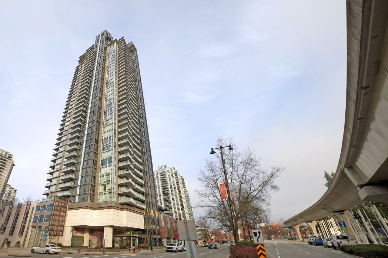 1188 Pinetree Way #608 - Photo 2 of 20