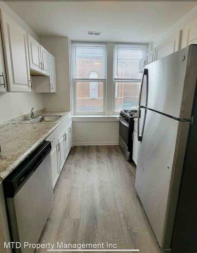 923 N. Noble - Photo 2 of 50