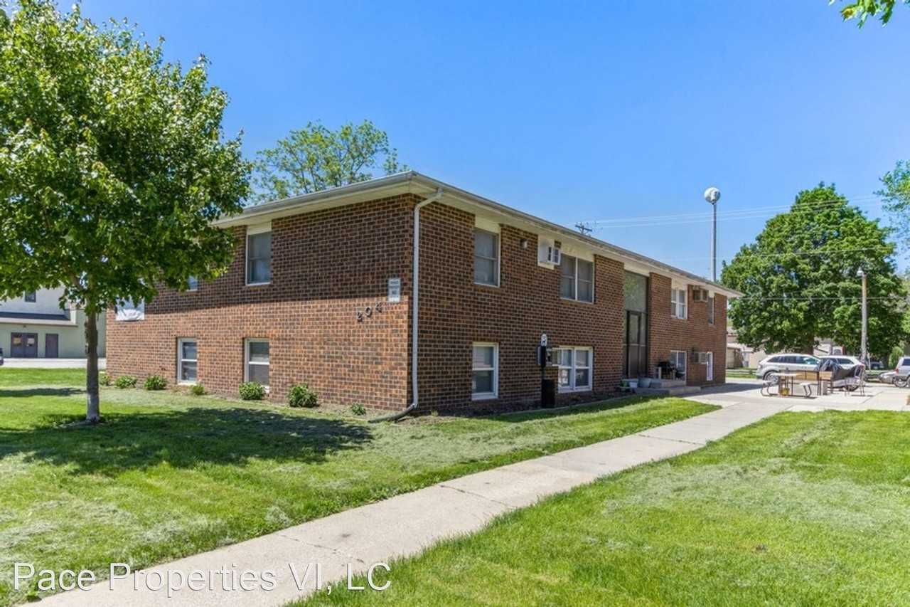 204/208 Main St - Photo 2 of 2