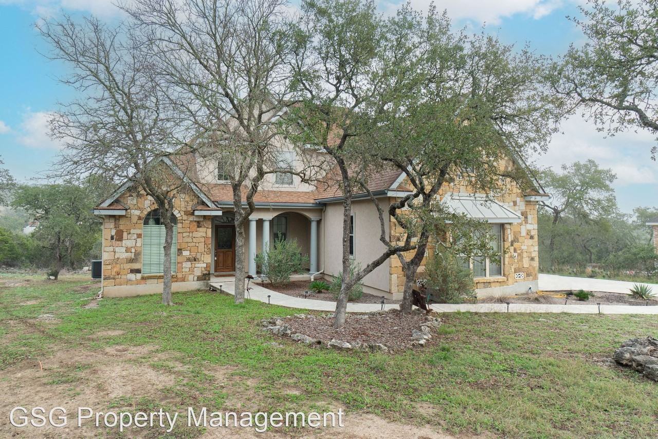 764 Shady Holw - Photo 2 of 15