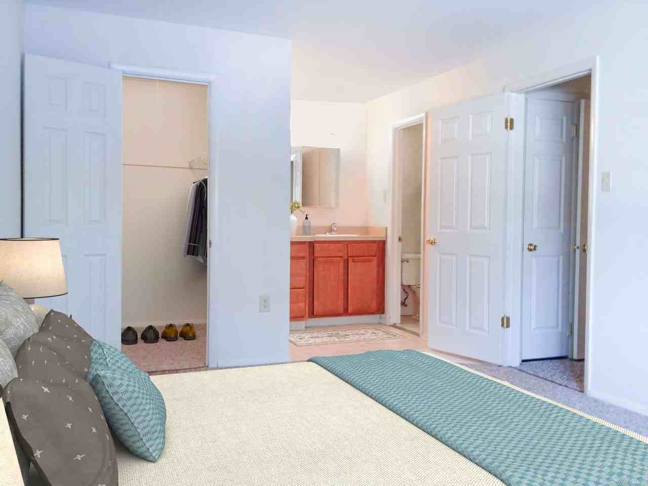 The Yorklyn Apartments and Townhomes - Photo 5 of 25