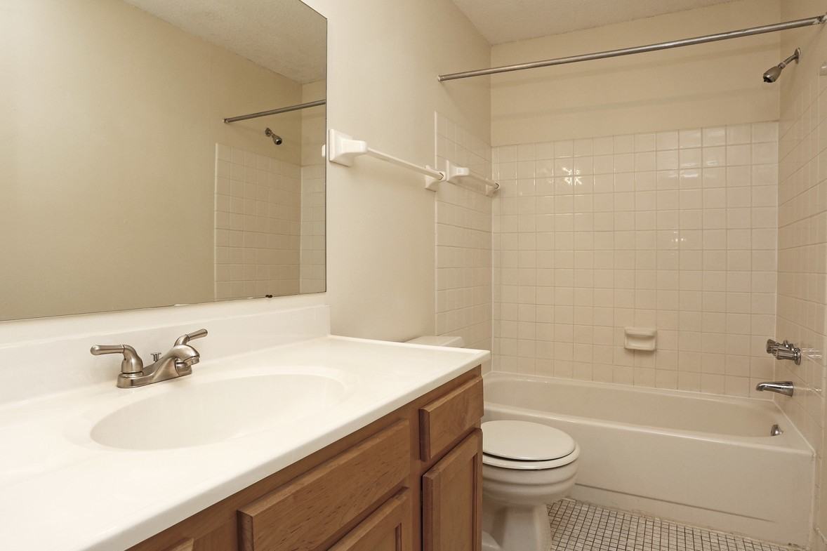 Granite Place-1011-11013 - Photo 4 of 50