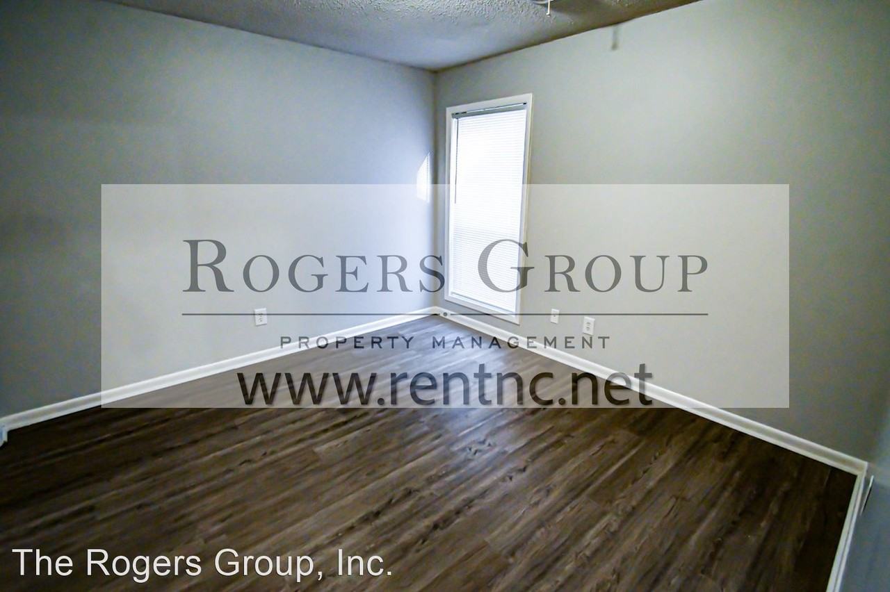 Hazelwood Circle - Photo 2 of 6