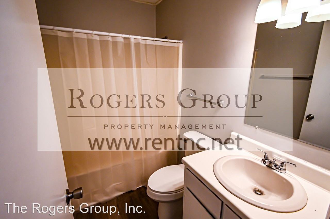 Hazelwood Circle - Photo 3 of 6