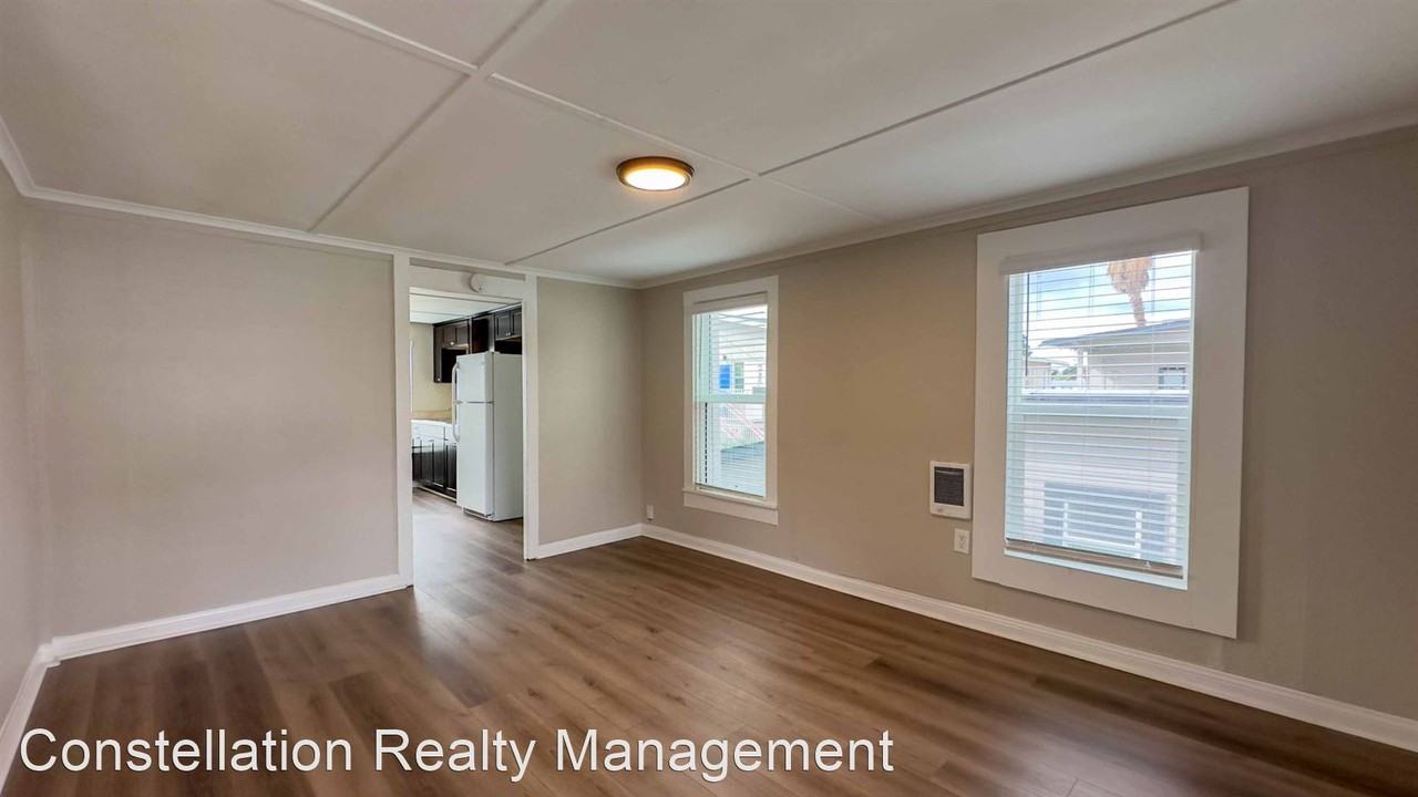 1129-1145 28th Street - Photo 3 of 50