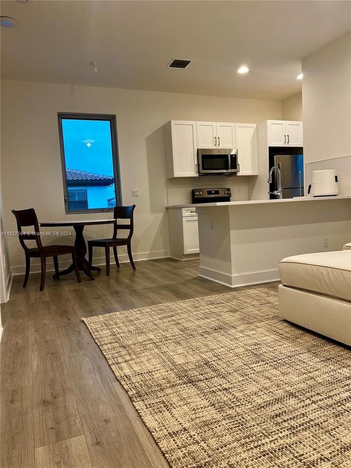 13100 Alton Rd - Photo 3 of 8