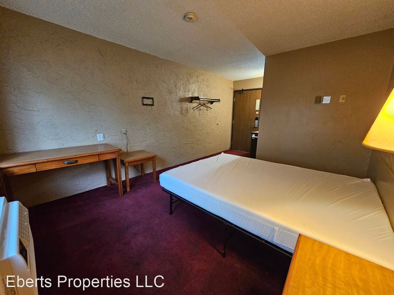 Sioux Falls Inn - Photo 3 of 6