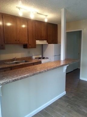 0930 - Nord Ave Apartments - Photo 4 of 9