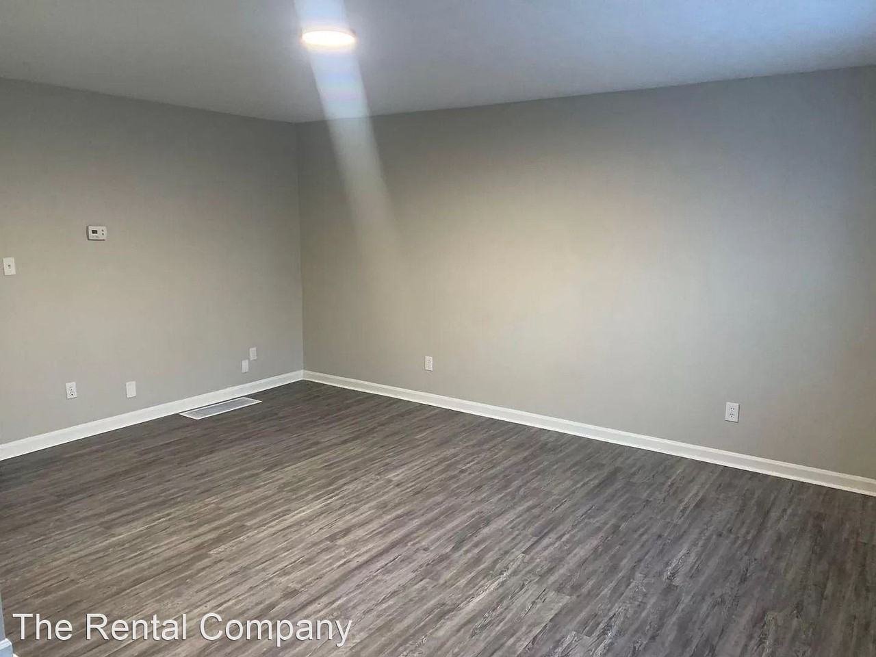 Versailles, KY - Photo 3 of 5