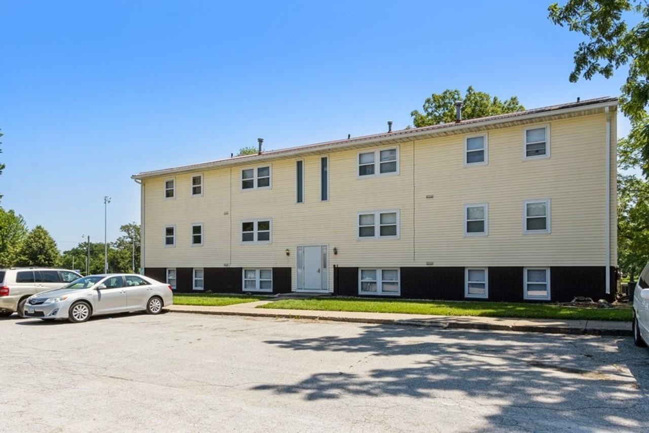 307 N Corn Street - Photo 5 of 23