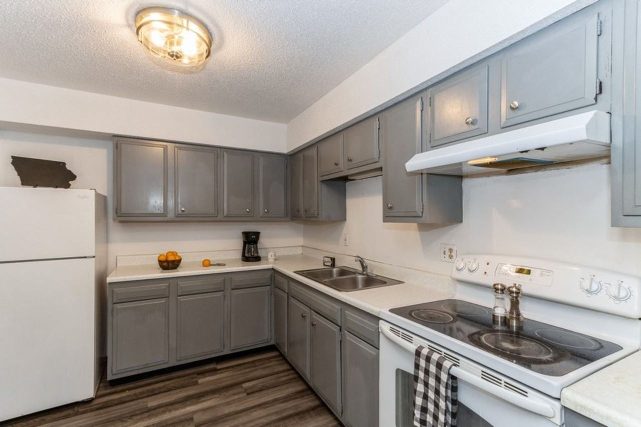 307 N Corn Street - Photo 7 of 23