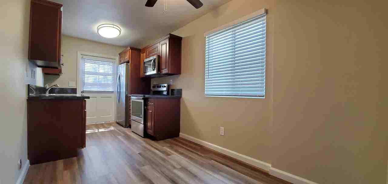 340 5th Ave - Photo 4 of 21