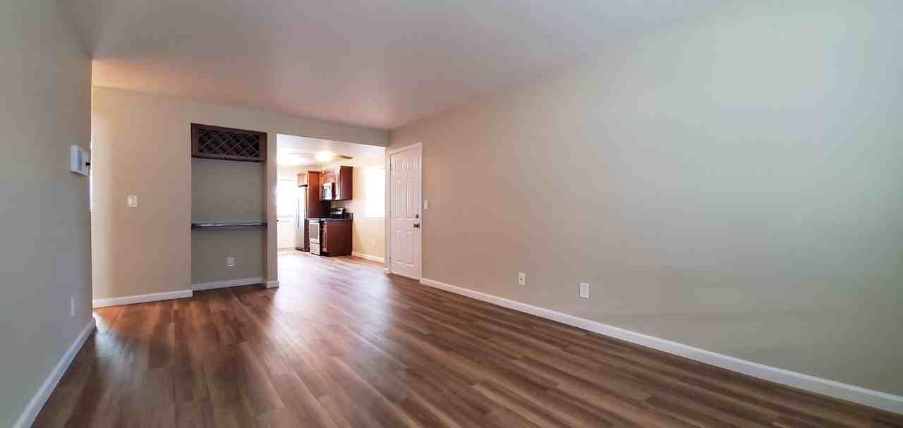 340 5th Ave - Photo 6 of 21