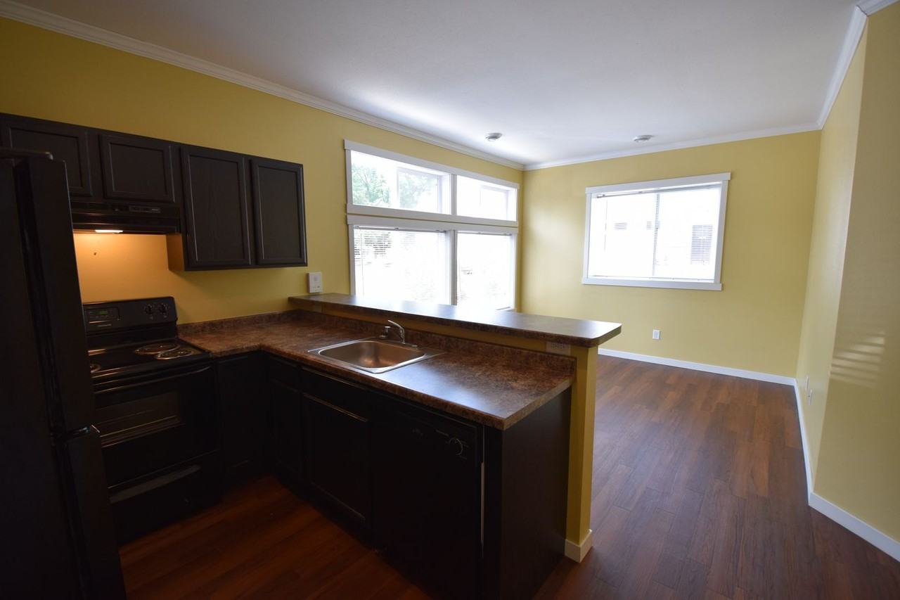 James Courtyard - Photo 6 of 17