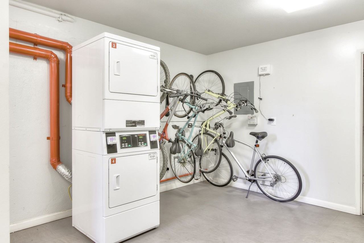 14 West Main Street - Photo 7 of 8