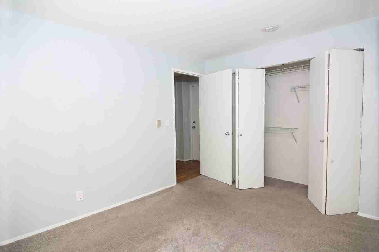 1726 Belmont Ave - Photo 7 of 9