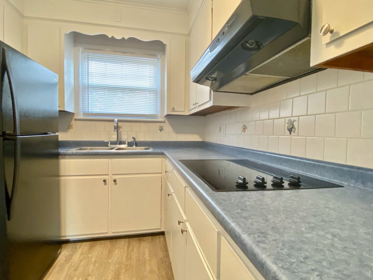 Oaklawn Ave - Photo 4 of 15