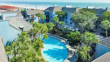 featured image of 8100 Seawall Blvd