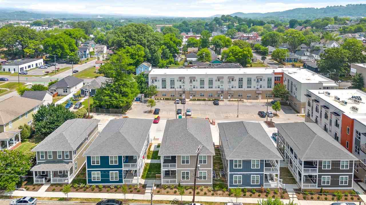 Mai Bell II - Photo 3 of 3