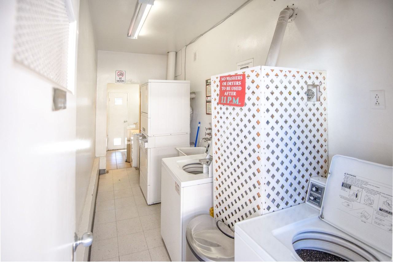 The Palm Apartments, LLC - Photo 3 of 14