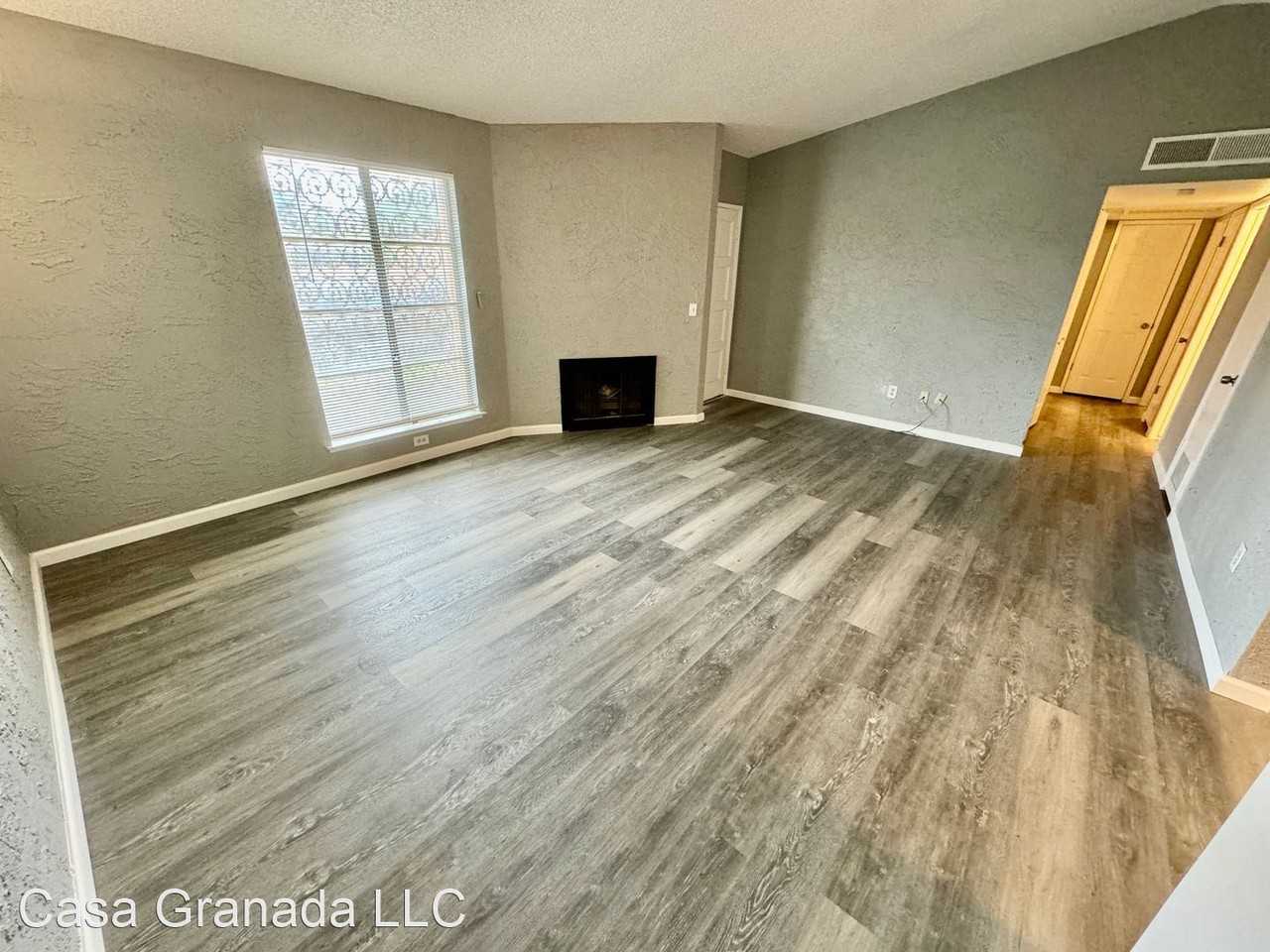 1516 E Swift & 1533 E Austin Way Apartments in Fig Garden, Old Fig