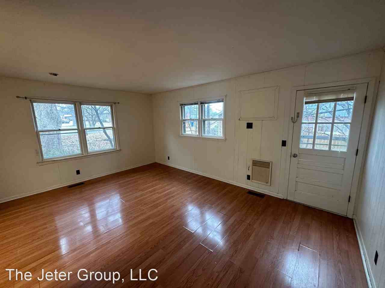 1609 LOCUST ST. - Photo 3 of 14