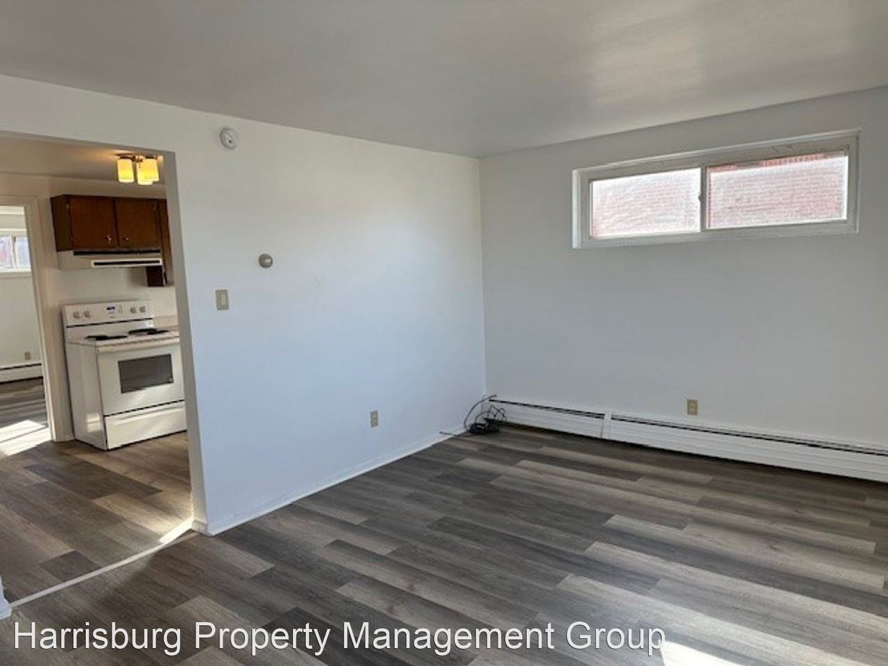 150 Adelia St - Photo 2 of 9