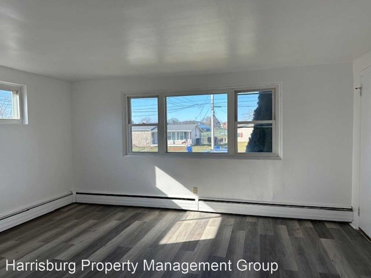 150 Adelia St - Photo 3 of 9