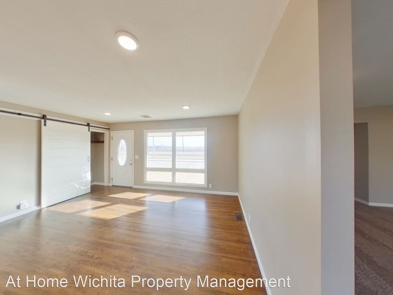 2132 E 61st St N - Photo 3 of 18