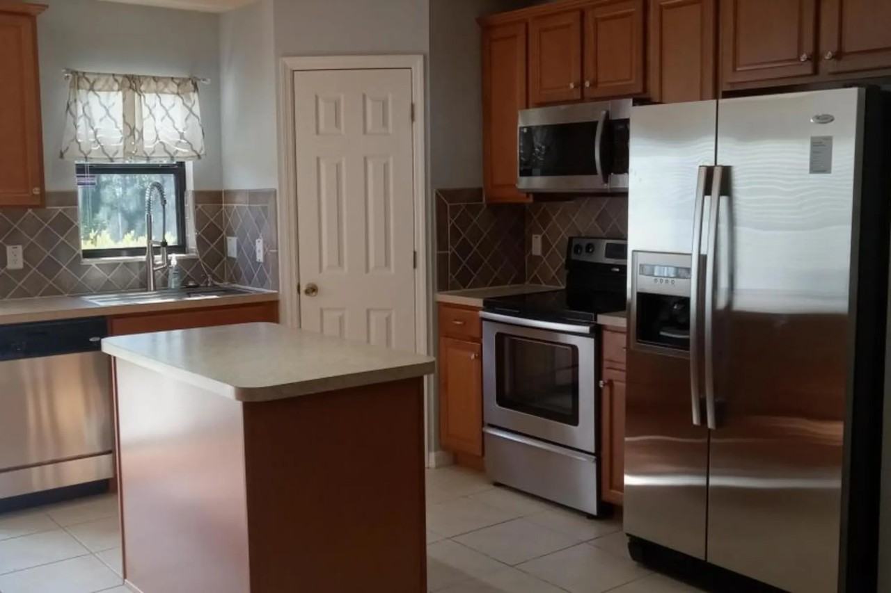 125 Tarracina Way - Photo 3 of 17
