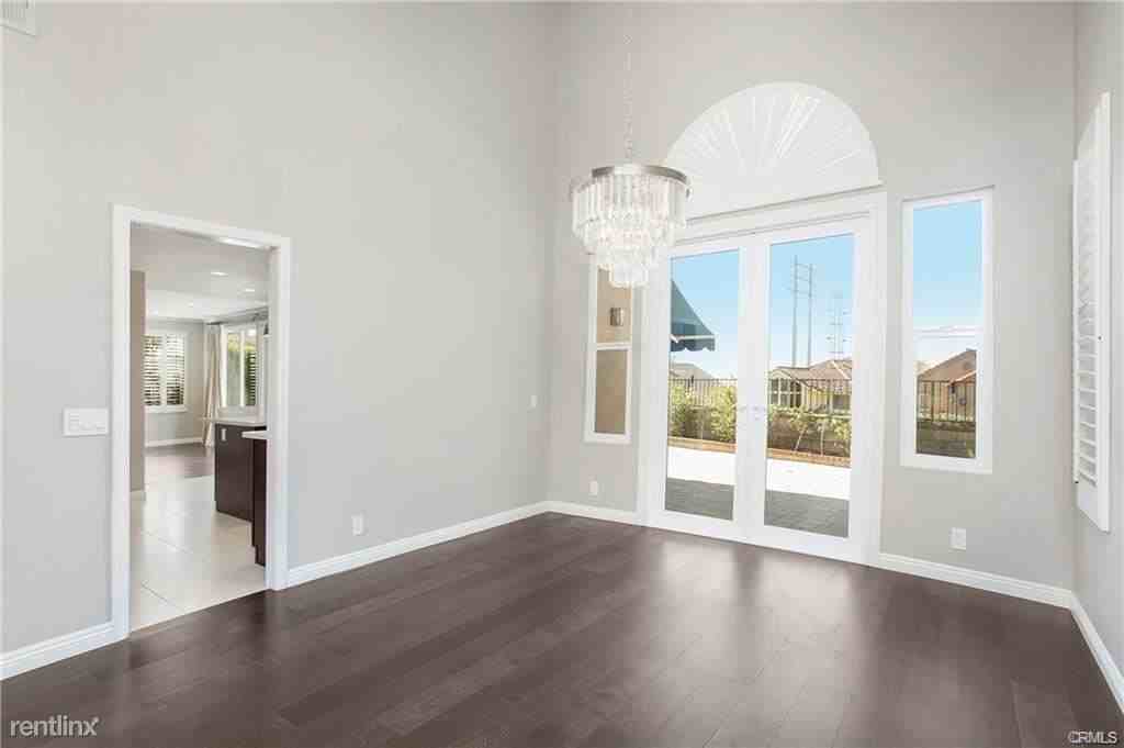 22411 Willow Tree - Photo 3 of 23