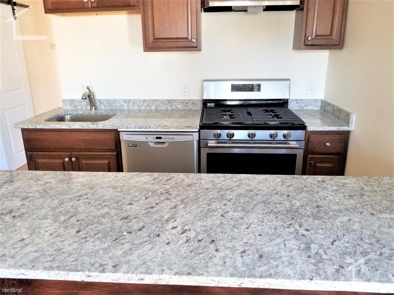 21 Weitz St - Photo 2 of 8