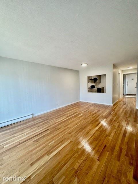 19 River Street Ter #1 - Photo 3 of 8