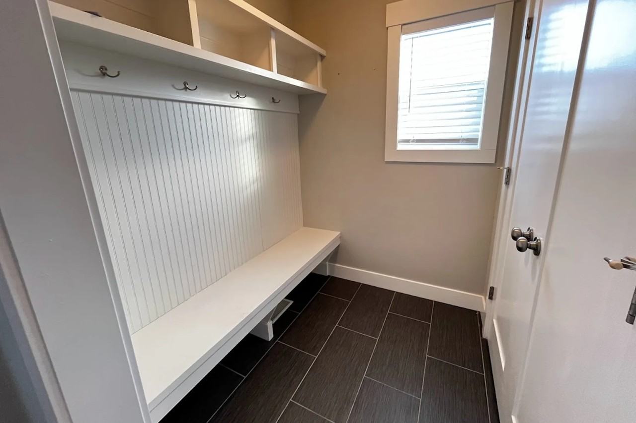 4230 Rockingham Cir - Photo 3 of 15