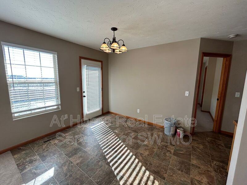 2600 W Garton Rd - Photo 3 of 12