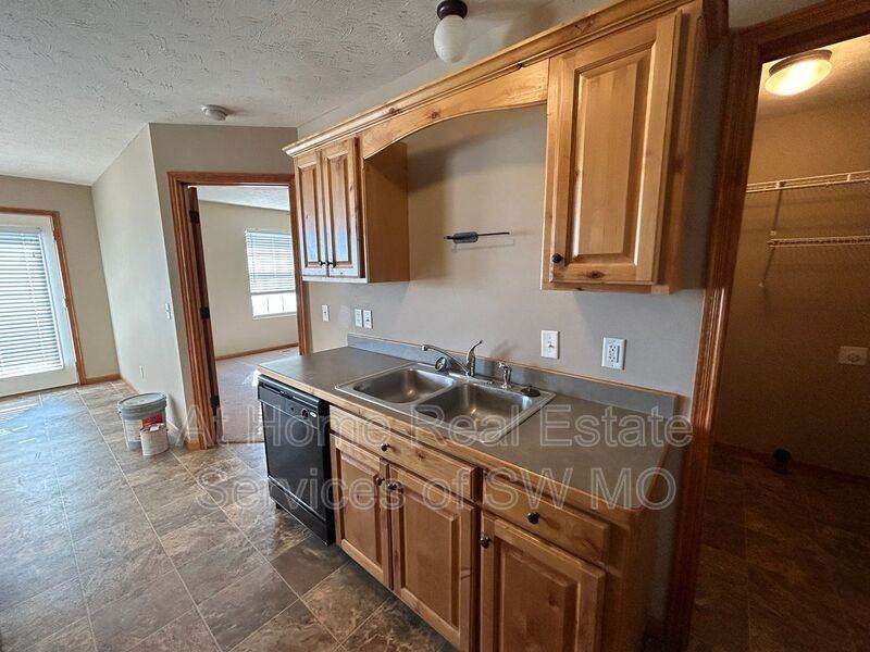 2600 W Garton Rd - Photo 7 of 12