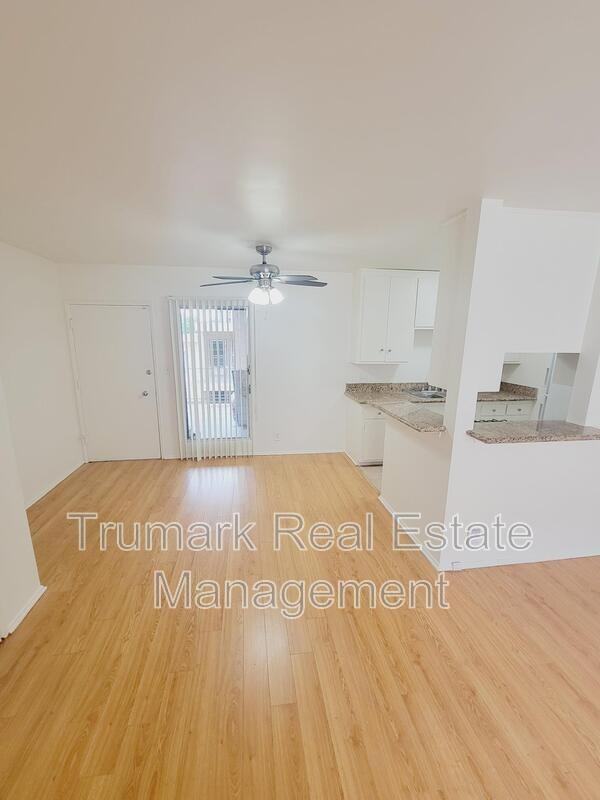 321 E Tujunga Ave #M - Photo 4 of 15