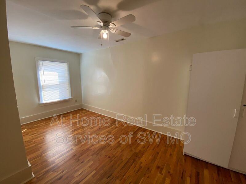 1628 N Benton Ave #10 - Photo 5 of 9
