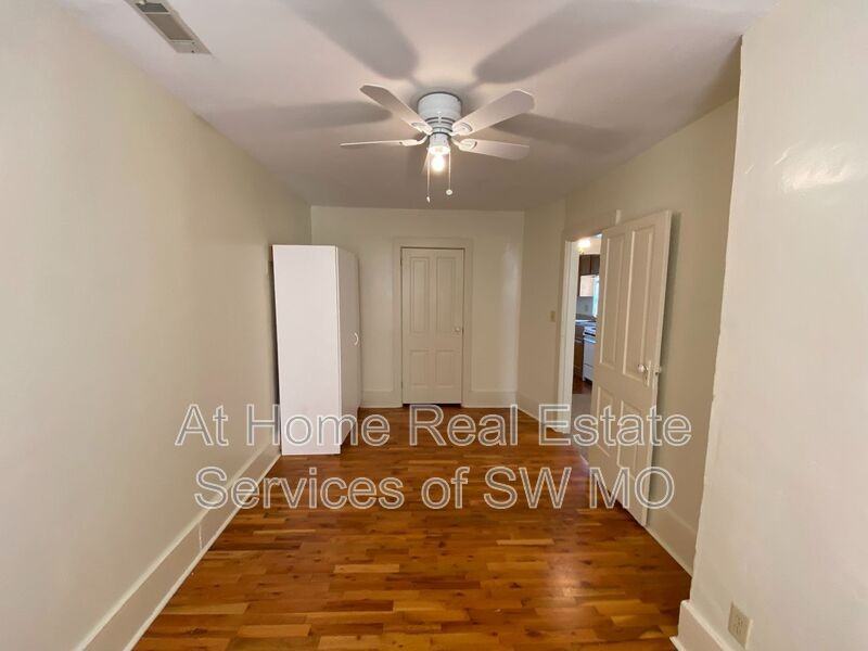 1628 N Benton Ave #10 - Photo 6 of 9