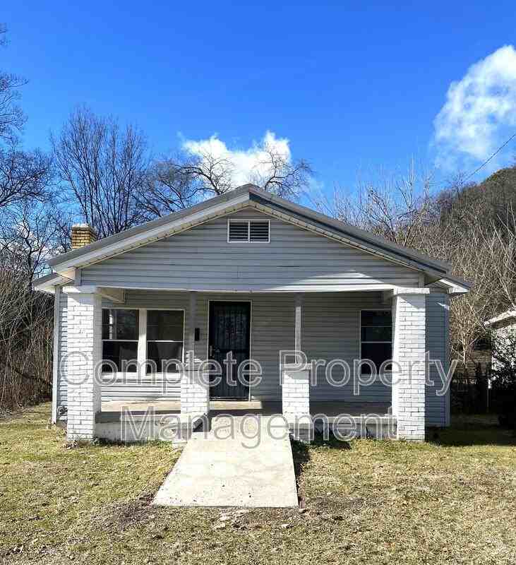 4122 Fairmont Way - Photo 2 of 20