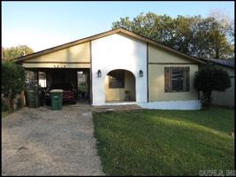 featured image of 3405 Malloy St