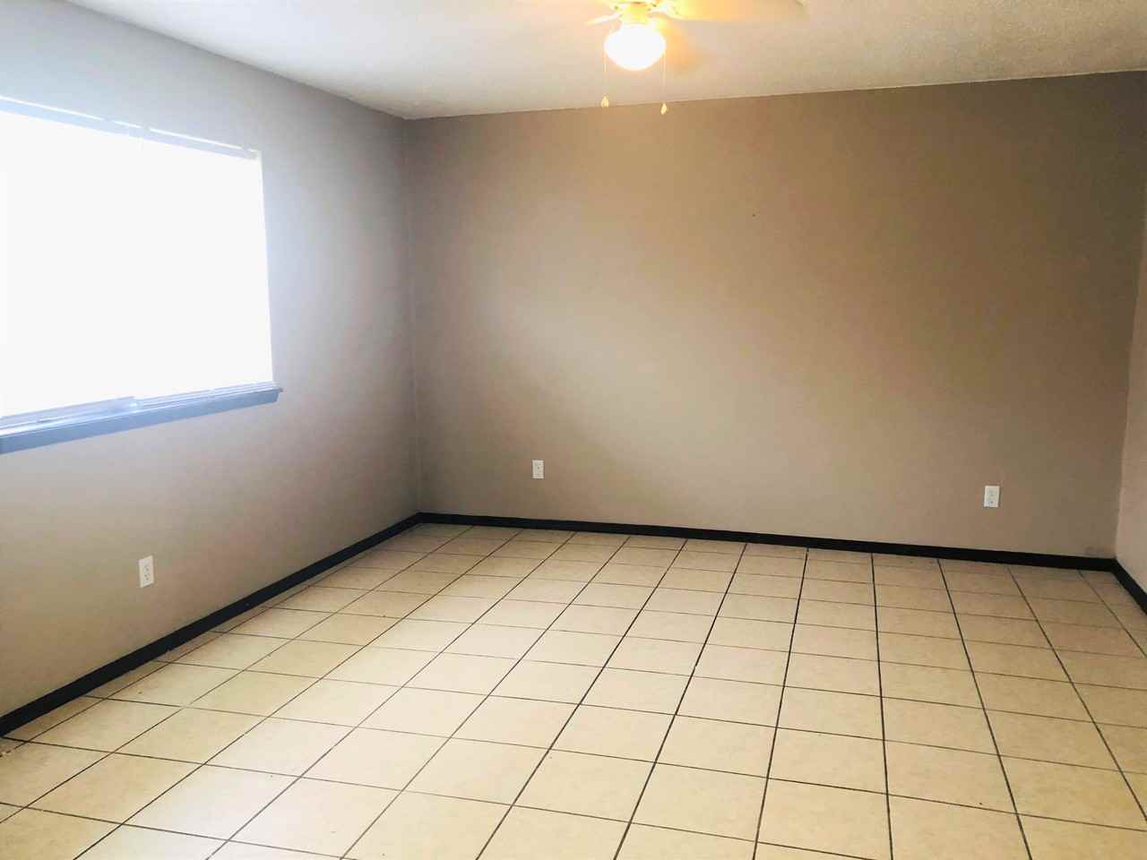 336 Nw 86th St - Photo 2 of 12