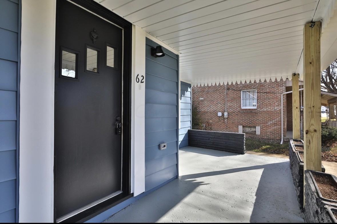 62 N Oregon St - Photo 3 of 23