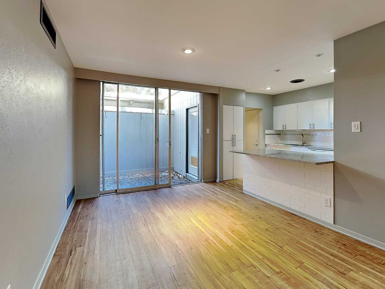 4500 Westridge Avenue #4 - Photo 7 of 15